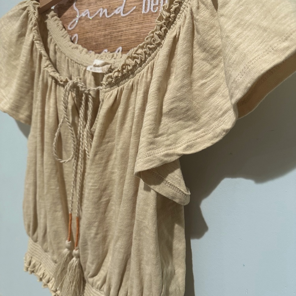 Alter stated Beige Ruffled Hem Top - Picture 5 of 6